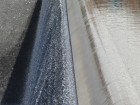 Chute d'eau de l'un des bassins du m�morial du World Trade Center