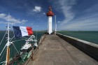Le phare de Saint-Vaast-la-Hougue
