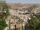 Vue de Guanajuato avec un joli lampadaire