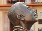 Une statue � proximit� du th��tre Ju�rez