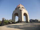 Monument � la R�volution sur la place de la R�publique