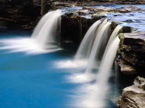 Cascades wallpaper 4