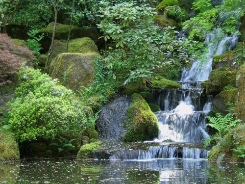 Cascades wallpaper 5