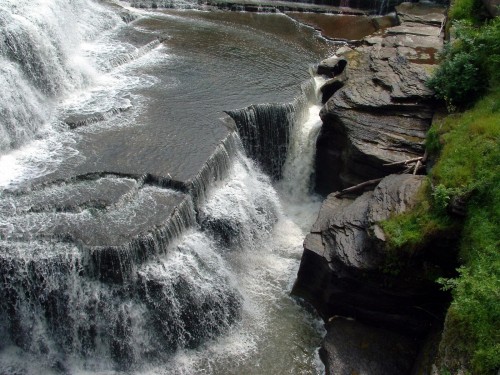 Cascades wallpaper 7