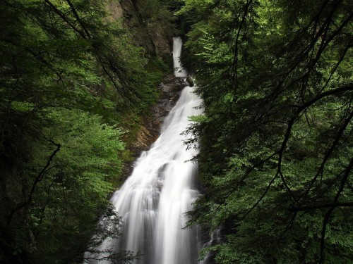 Cascades wallpaper 8